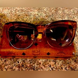 Sun glasses original Gucci